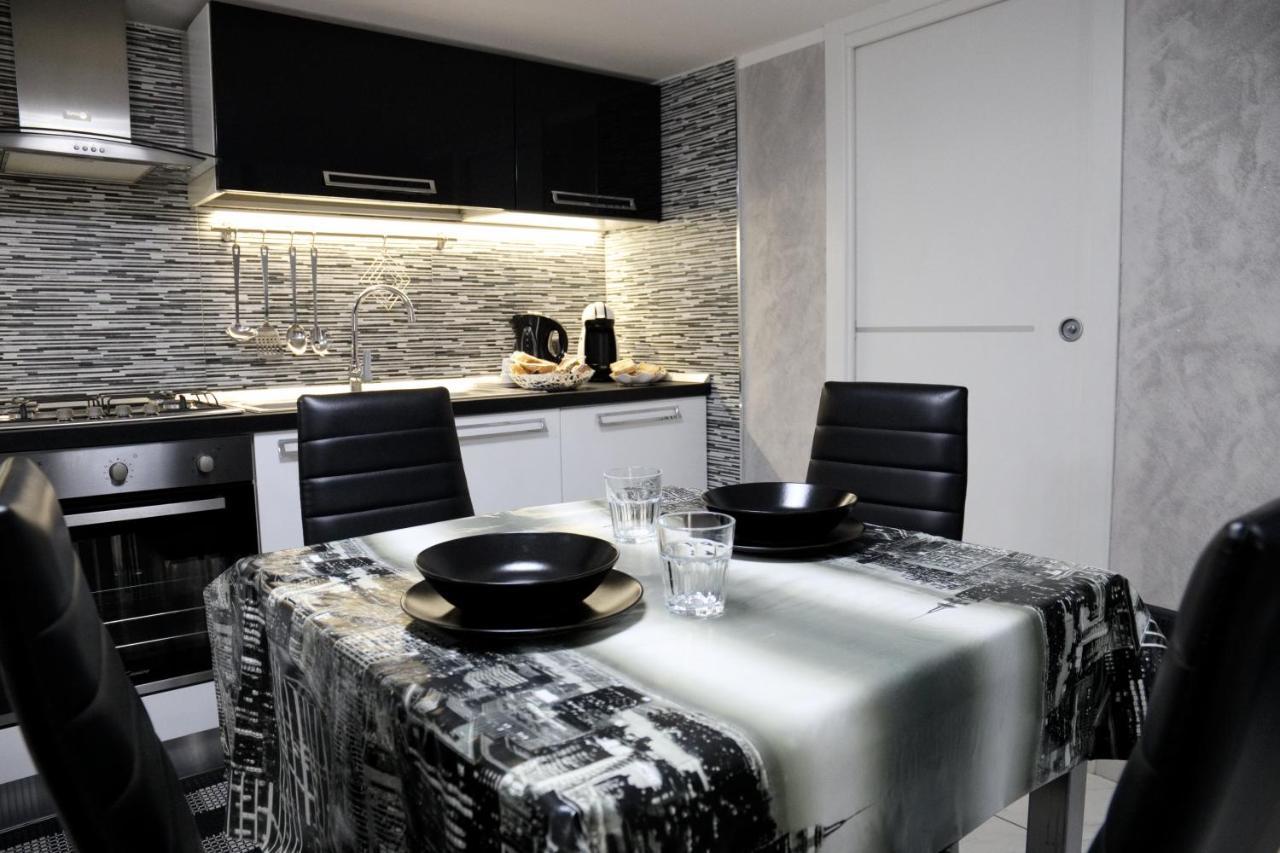 Casa Vacanze Sannazzaro 70 ナポリ エクステリア 写真